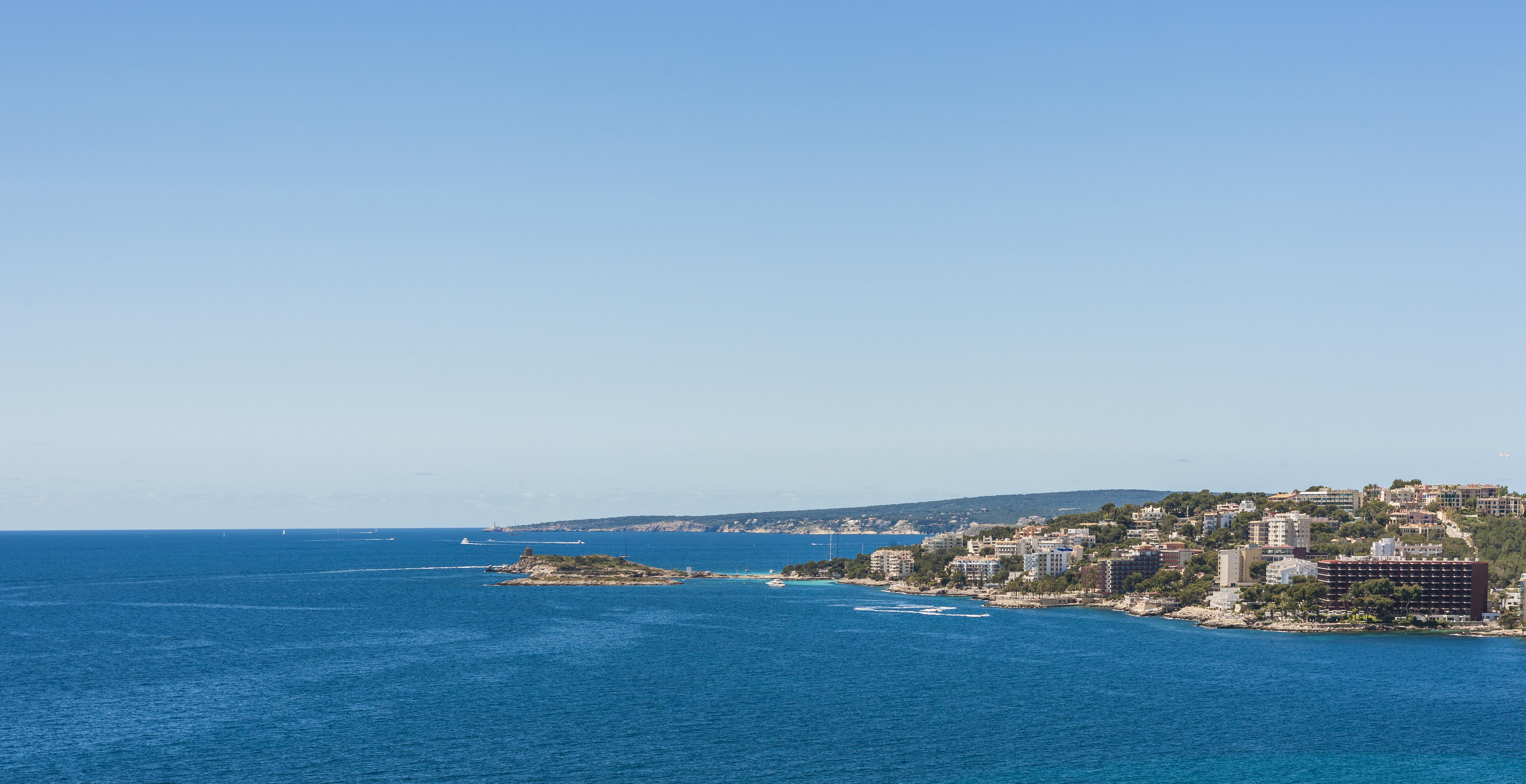 Eurostars Marivent Hotel PMI Buitenkant foto The town of Portals Nous, in the Mediterranean Sea.